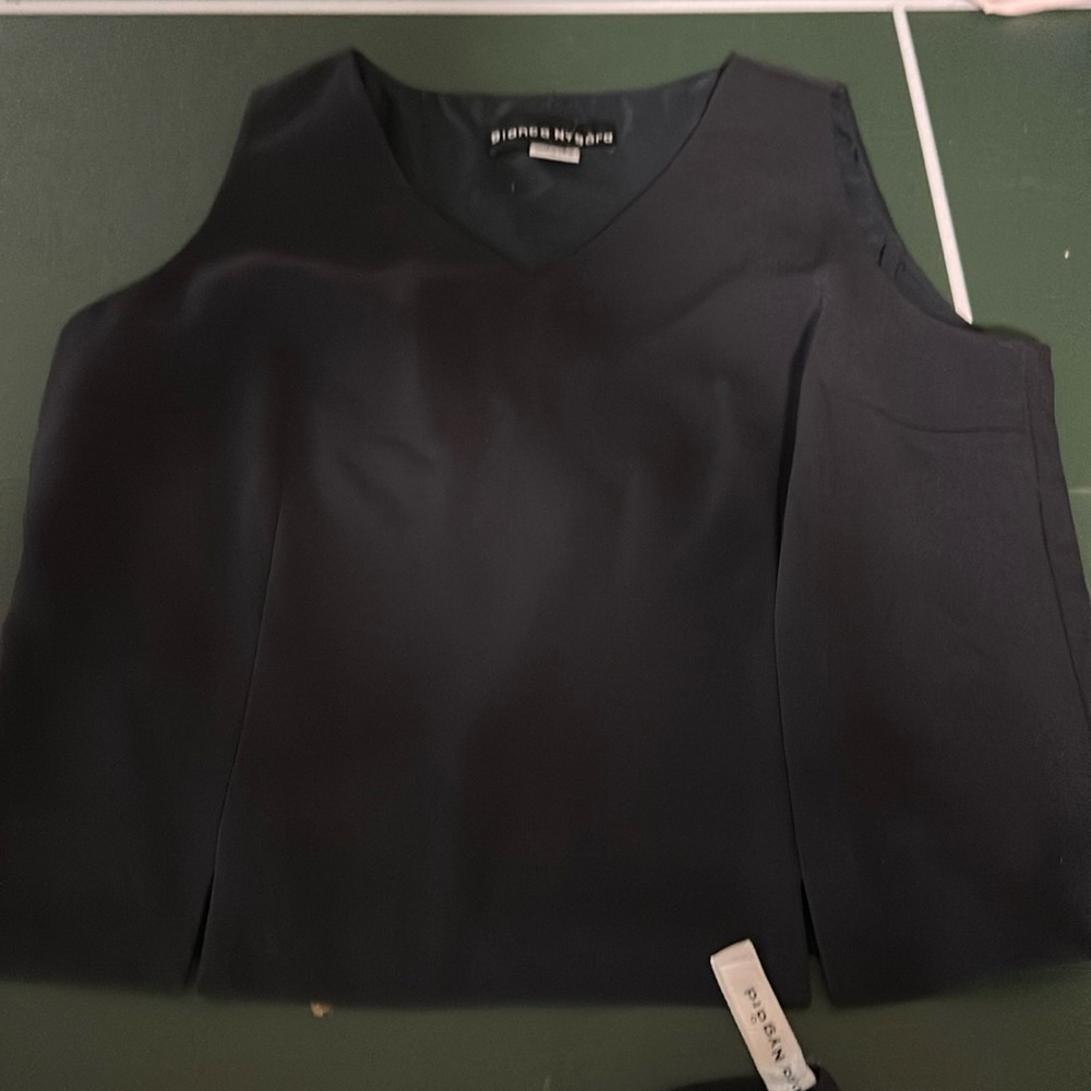 Navy top and skirt. Petite vintage look.  Polyester and triacetate.